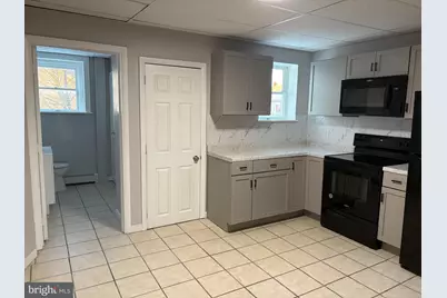 404 Mahoning Street #APT 2, Lehighton, PA 18235 - Photo 5