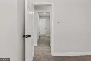 40 W Garibaldi Ave, Nesquehoning, PA 18240 - Photo 13