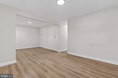 40 W Garibaldi Avenue, Nesquehoning, PA 18240 - Photo 3