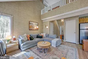 65 Snow Shoe, Lake Harmony, PA 18624 - Photo 9