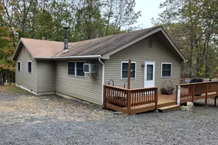 6 Iroquois Rd, Albrightsville, PA 18210 - Photo 1