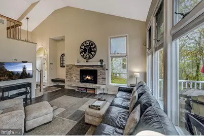 52 Laurelwoods Drive, Lake Harmony, PA 18624 - Photo 9