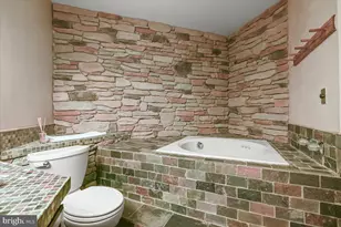 35 Falcon Run, Lake Harmony, PA 18624 - Photo 33