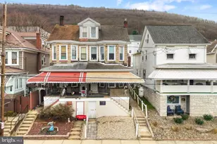 125 E Catawissa St, Nesquehoning, PA 18240 - Photo 1