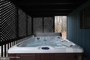 20 Vista Ln, Lake Harmony, PA 18624 - Photo 5