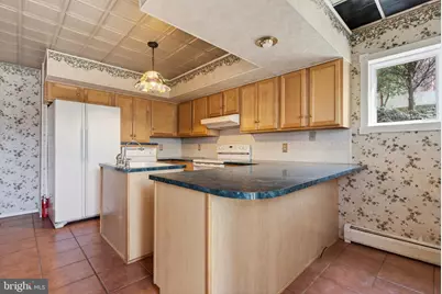 228 W Abbott Street, Lansford, PA 18232 - Photo 25