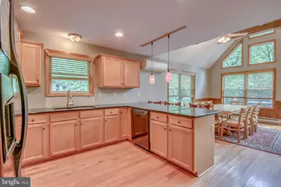 87 Pineknoll Drive, Lake Harmony, PA 18624 - Photo 19