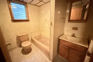 21 W Bertsch St, Lansford, PA 18232 - Photo 29