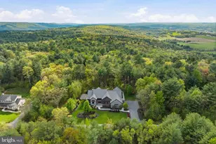 95 Nottingham Ct, Palmerton, PA 18071 - Photo 33