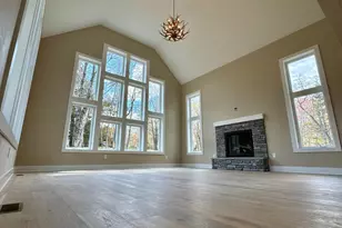 101 Lindbergh Cir, Albrightsville, PA 18210 - Photo 3