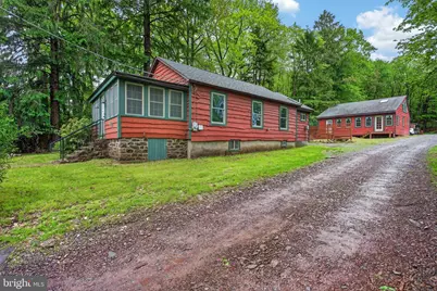 121 S Lake Drive, Lake Harmony, PA 18624 - Photo 25