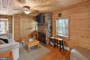 121 S Lake Dr, Lake Harmony, PA 18624 - Photo 23