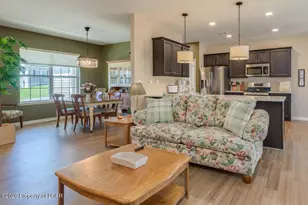 309 Golden Oaks Dr, White Haven, PA 18661 - Photo 5