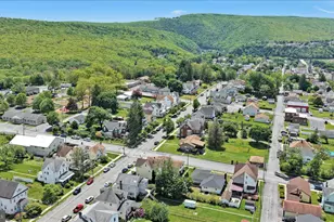 12 W 10th St, Jim Thorpe, PA 18229 - Photo 7