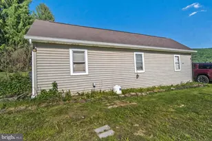 331 E Lizard Creek Rd, Lehighton, PA 18235 - Photo 11