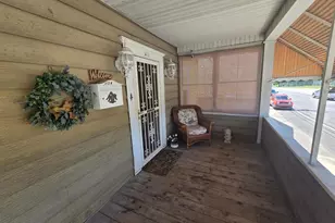 412 W Bertsch St, Lansford, PA 18232 - Photo 3