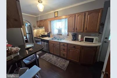 412 W Bertsch Street, Lansford, PA 18232 - Photo 9