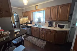 412 W Bertsch St, Lansford, PA 18232 - Photo 9