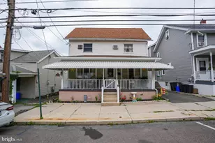 244 W Railroad St, Nesquehoning, PA 18240 - Photo 3