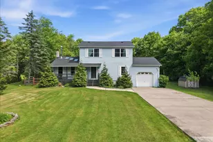 97 Autumn Ln, Jim Thorpe, PA 18229 - Photo 3