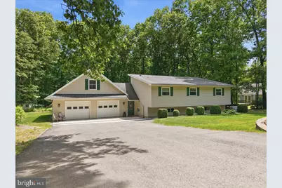209 E Manor Lane, Lehighton, PA 18235 - Photo 3