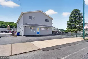 162 W Ridge St, Lansford, PA 18232 - Photo 1