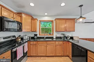 41 Lupine Dr, Lake Harmony, PA 18624 - Photo 13