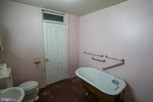 135 S 2nd St, Lehighton, PA 18235 - Photo 21