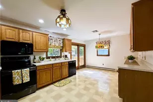 525 Pinewood Rd, Lehighton, PA 18235 - Photo 13
