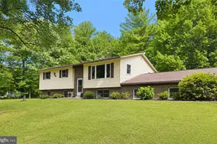 525 Pinewood Rd, Lehighton, PA 18235 - Photo 1