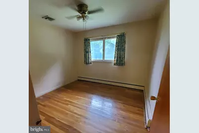 9 E North Street, Summit Hill, PA 18250 - Photo 3