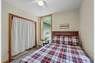 27 W Fern, Lake Harmony, PA 18624 - Photo 41