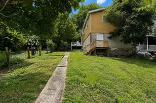331 W Water St, Lansford, PA 18232 - Photo 17