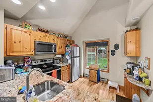 51 Short Hill Rd, Lake Harmony, PA 18624 - Photo 23