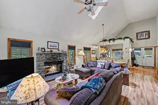 51 Short Hill Rd, Lake Harmony, PA 18624 - Photo 7