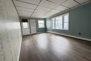 8 E Holland St, Summit Hill, PA 18250 - Photo 7