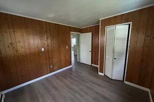 8 E Holland St, Summit Hill, PA 18250 - Photo 17