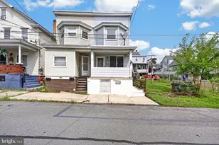 118 E Amidon St, Summit Hill, PA 18250 - Photo 1
