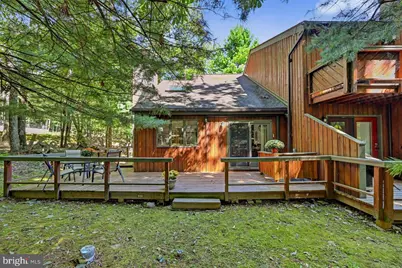 16 Doe Run, Lake Harmony, PA 18624 - Photo 5