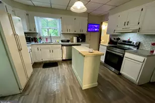 320 W Ridge St, Lansford, PA 18232 - Photo 9