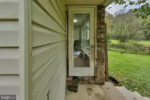2865 Hemlock St, Palmerton, PA 18071 - Photo 7