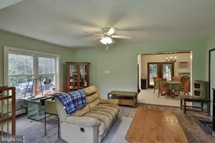 2865 Hemlock St, Palmerton, PA 18071 - Photo 11