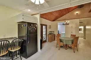 2865 Hemlock St, Palmerton, PA 18071 - Photo 31