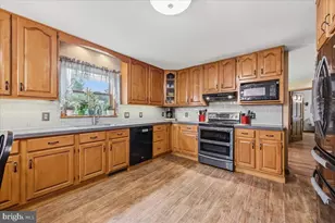 322 W 10th St, Jim Thorpe, PA 18229 - Photo 13