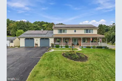 322 W 10th Street, Jim Thorpe, PA 18229 - Photo 1