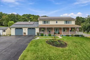 322 W 10th St, Jim Thorpe, PA 18229 - Photo 1