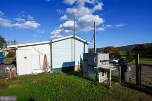 1940 Hahns Dairy Rd, Palmerton, PA 18071 - Photo 21