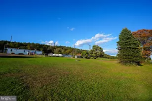 1940 Hahns Dairy Rd, Palmerton, PA 18071 - Photo 3