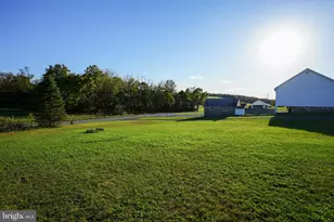 1940 Hahns Dairy Rd, Palmerton, PA 18071 - Photo 9