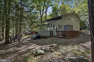 50 Split Rock Rd, Lake Harmony, PA 18624 - Photo 5